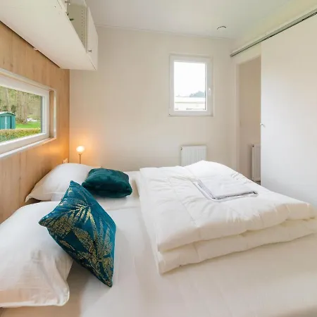 Le Baroudeur - Prachtige Stacaravan In De